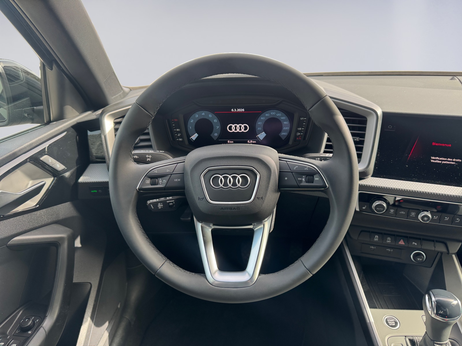 AUDI A1 Sportback 30 TFSI Attraction S-tronic-image-11