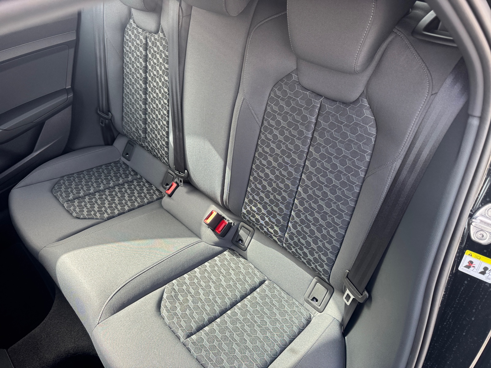 AUDI A1 Sportback 30 TFSI Attraction S-tronic-image-12