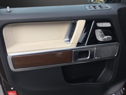 MERCEDES-BENZ G 500 AMG Line-image-9