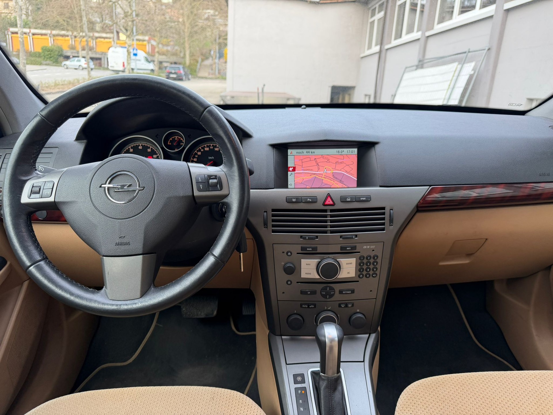 OPEL Astra 1.8i 16V Essentia-image-8