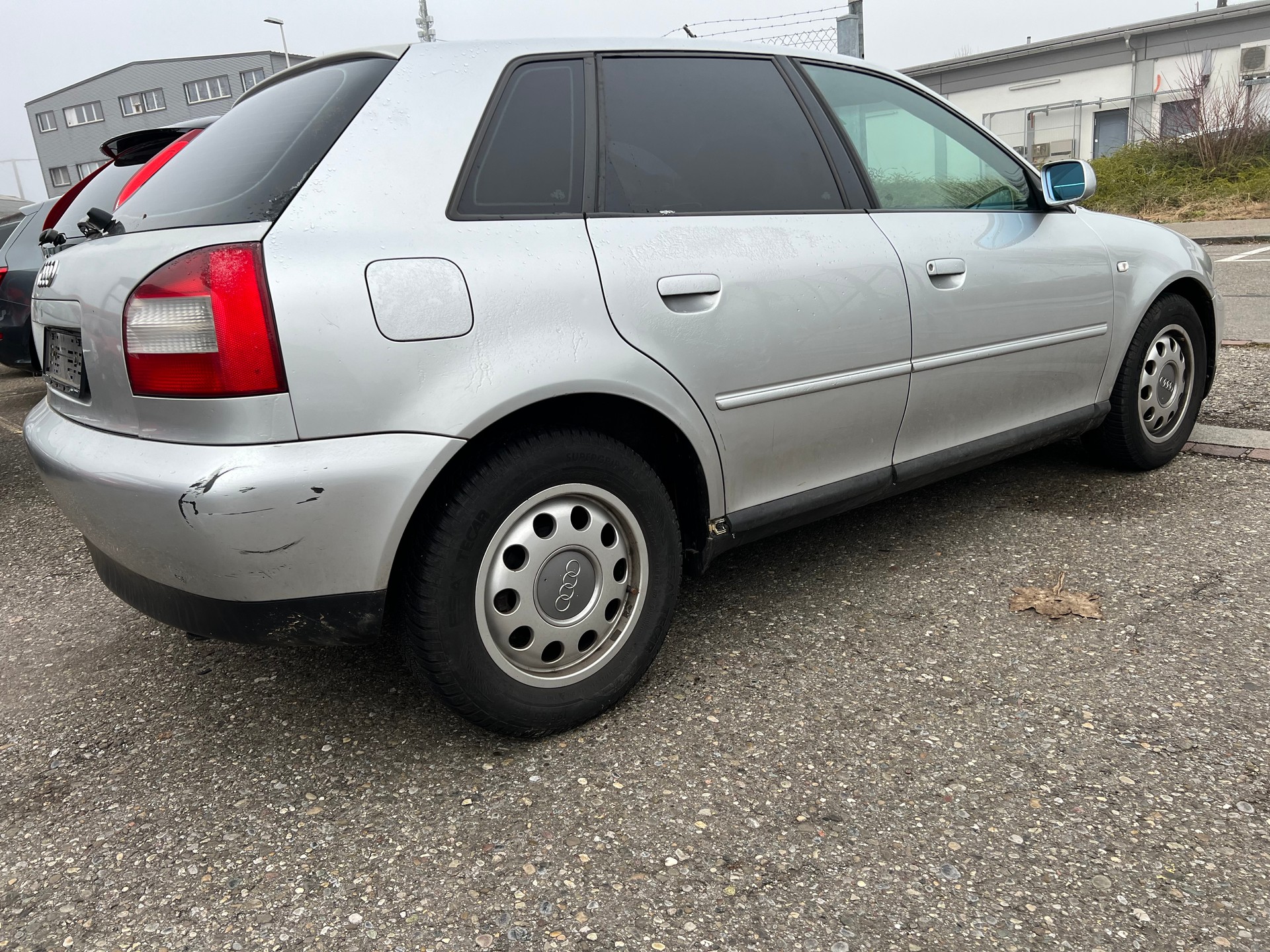 AUDI A3 Automat Benzin-image-7