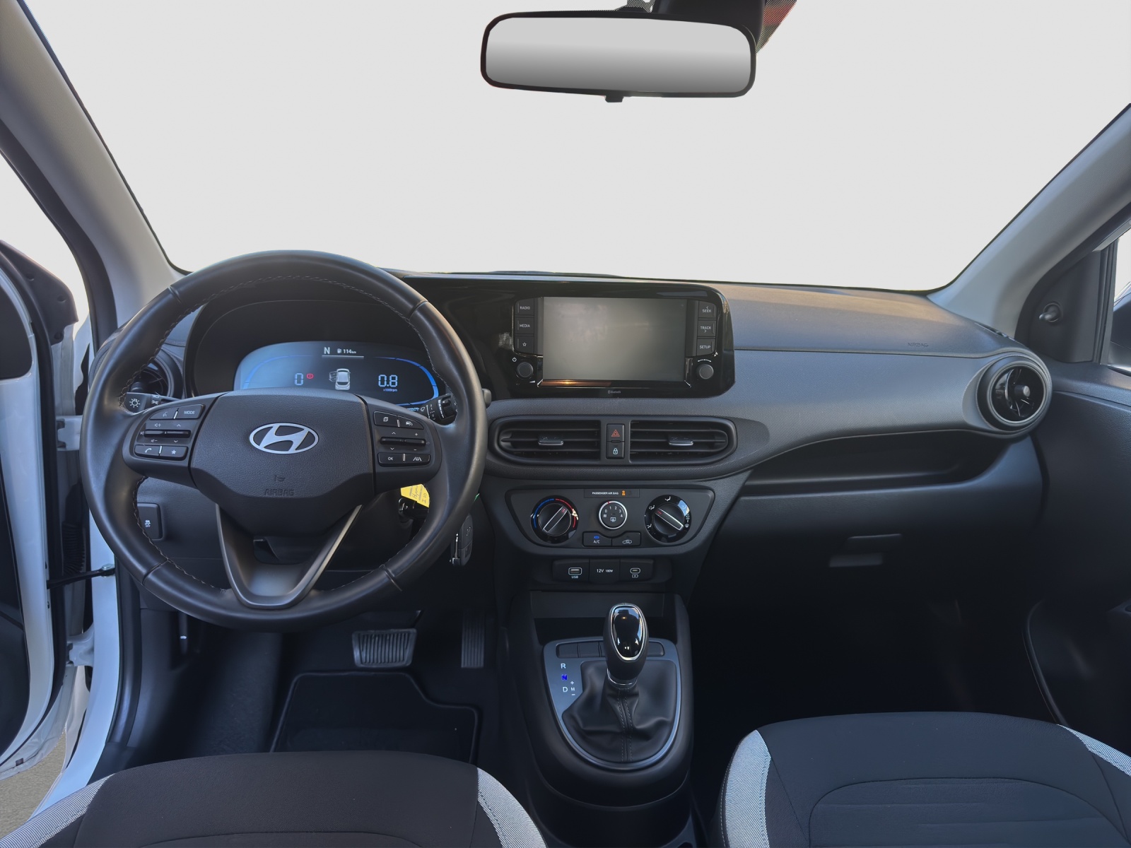 HYUNDAI i10 1.0 Origo Automat-image-7