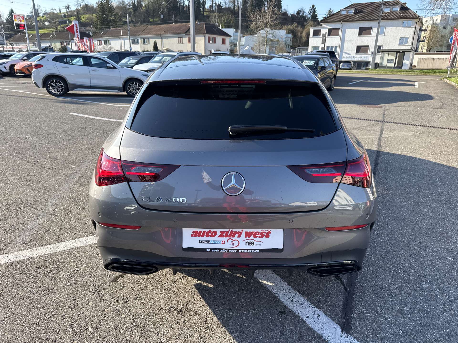MERCEDES-BENZ CLA Shooting Brake 200 AMG Line Advanced Plus DCT-Automat-image-14