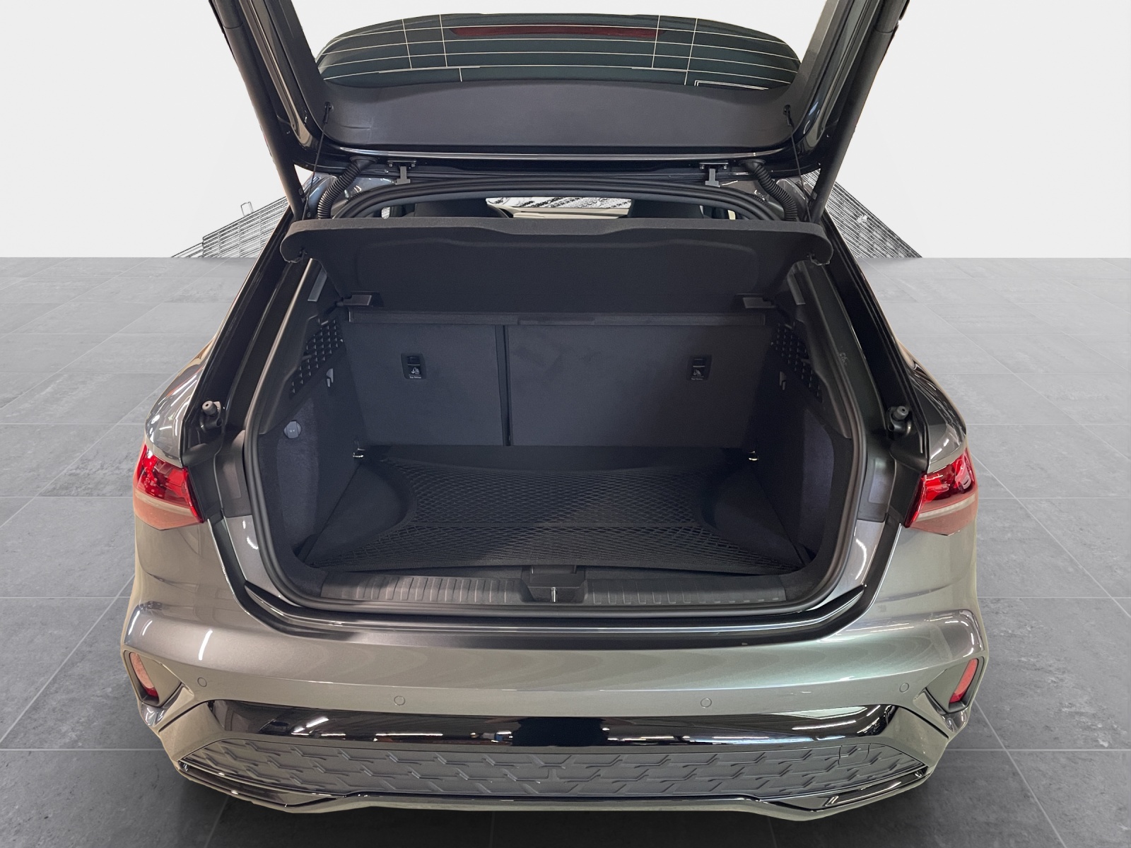 AUDI A3 Sportback TFSI 110 kW S tronic-image-12