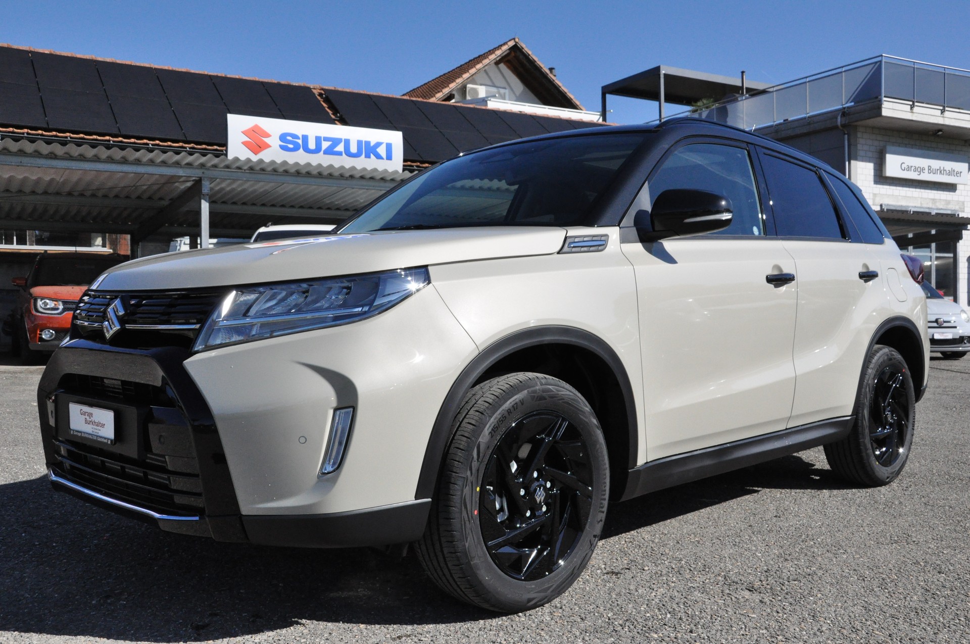 SUZUKI Vitara 1.4 Boosterjet Black Edition Top 4x4 Hybrid Automatic-showroom-element-1