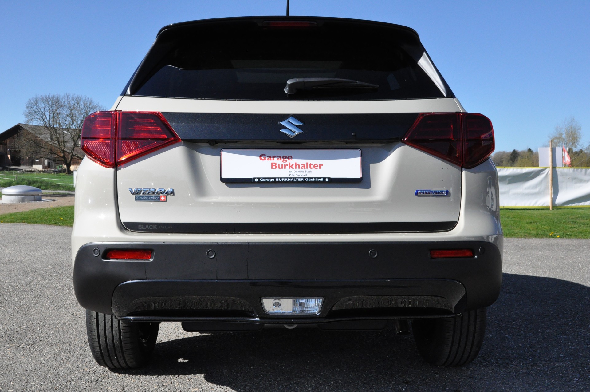 SUZUKI Vitara 1.4 Boosterjet Black Edition Top 4x4 Hybrid Automatic-image-4