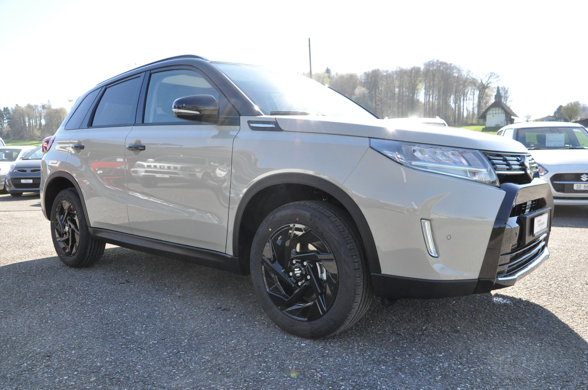 SUZUKI Vitara 1.4 Boosterjet Black Edition Top 4x4 Hybrid Automatic-image-7