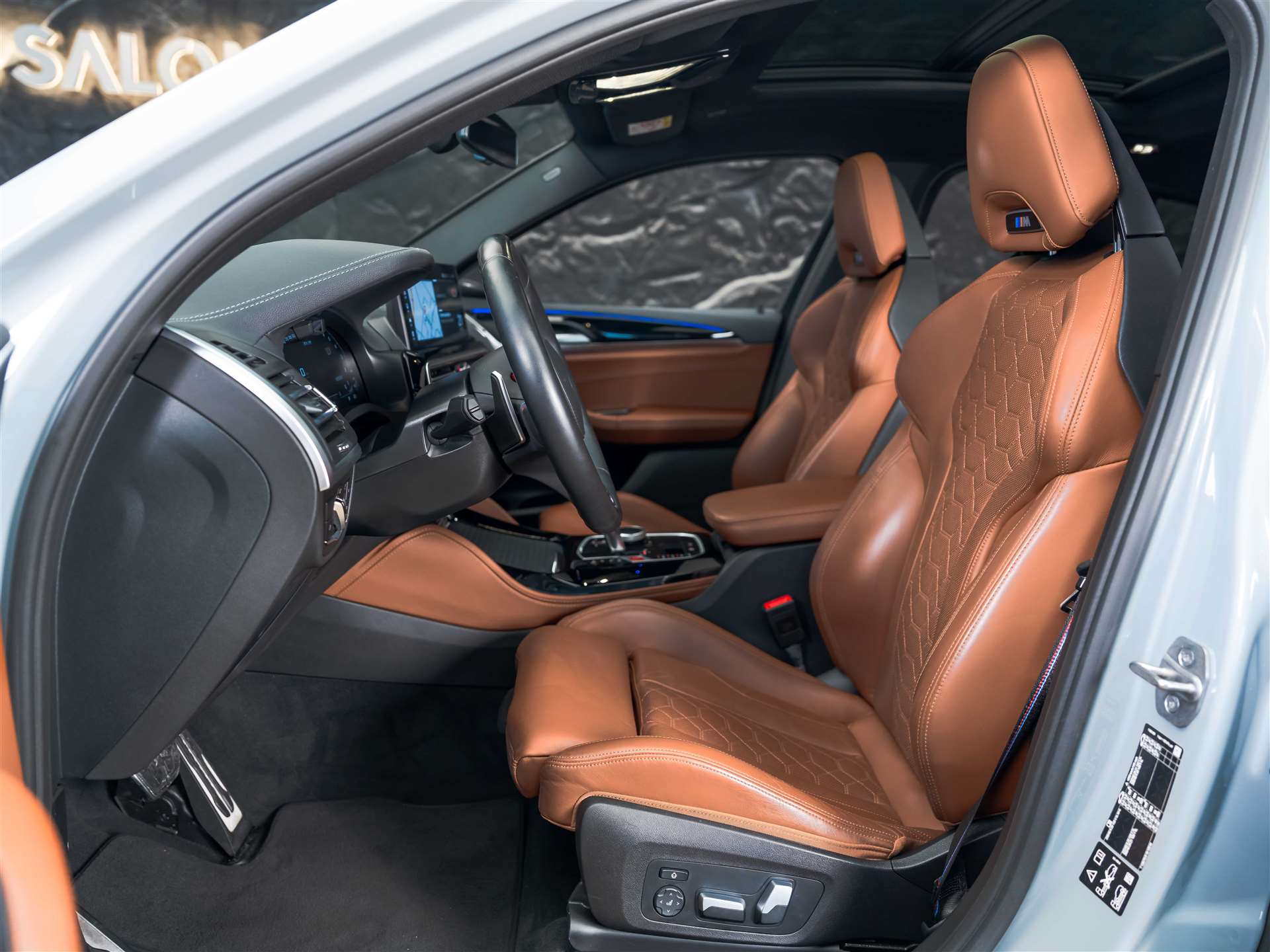 BMW X4M xDrive M Competition Steptronic *Panorama*Sitzlüftung*Head-UP*-image-9