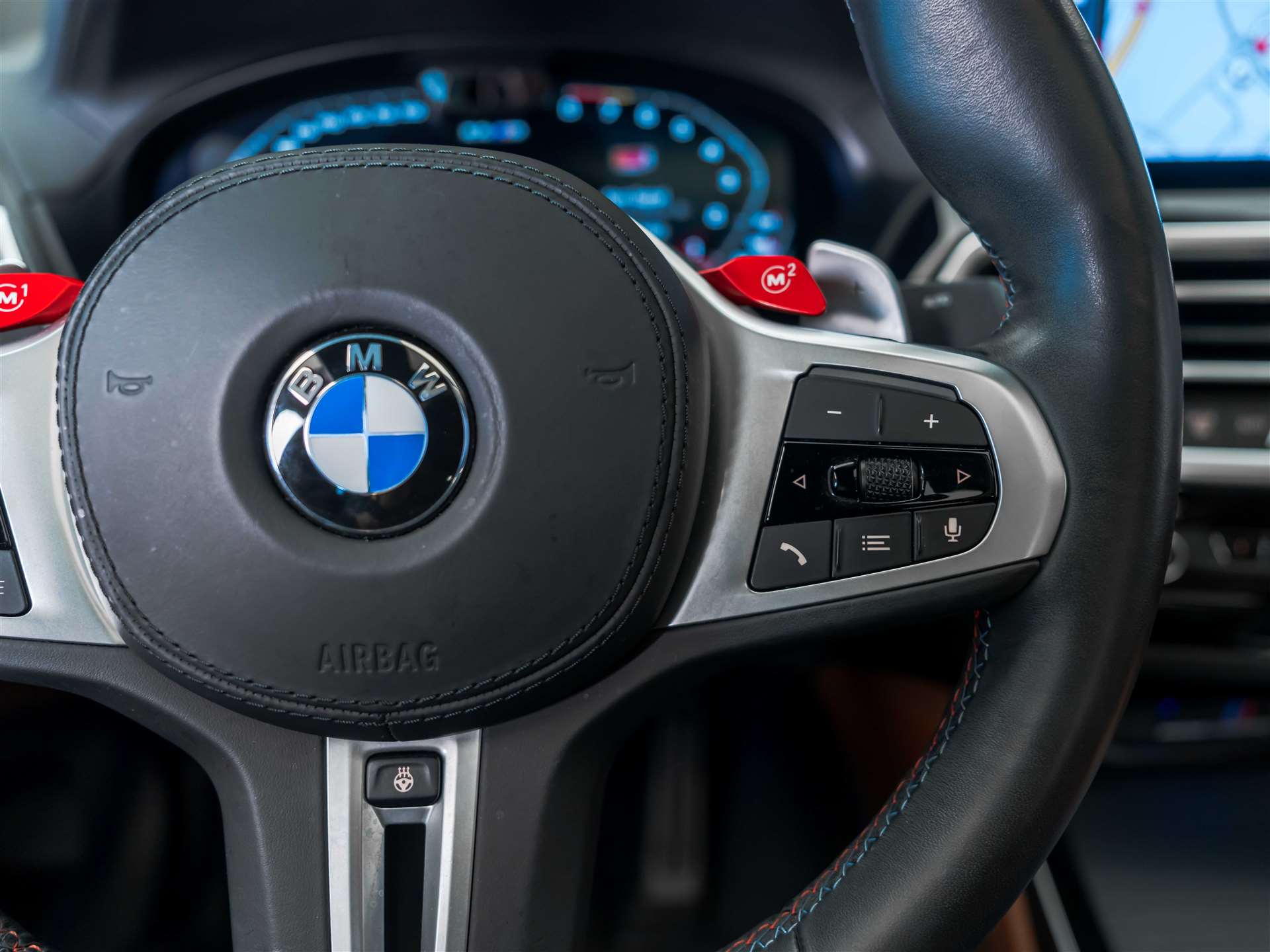 BMW X4M xDrive M Competition Steptronic *Panorama*Sitzlüftung*Head-UP*-image-35