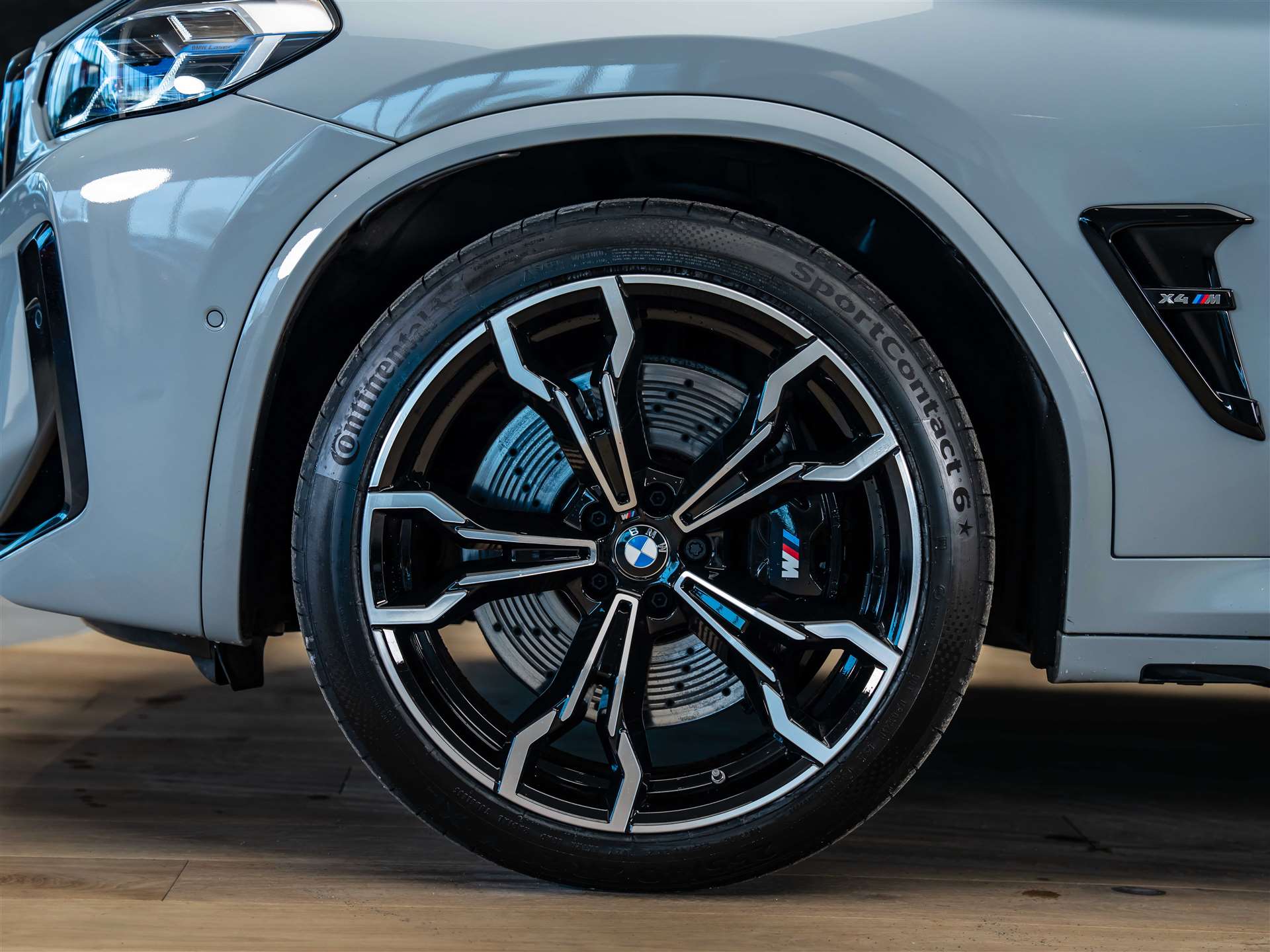BMW X4M xDrive M Competition Steptronic *Panorama*Sitzlüftung*Head-UP*-image-20