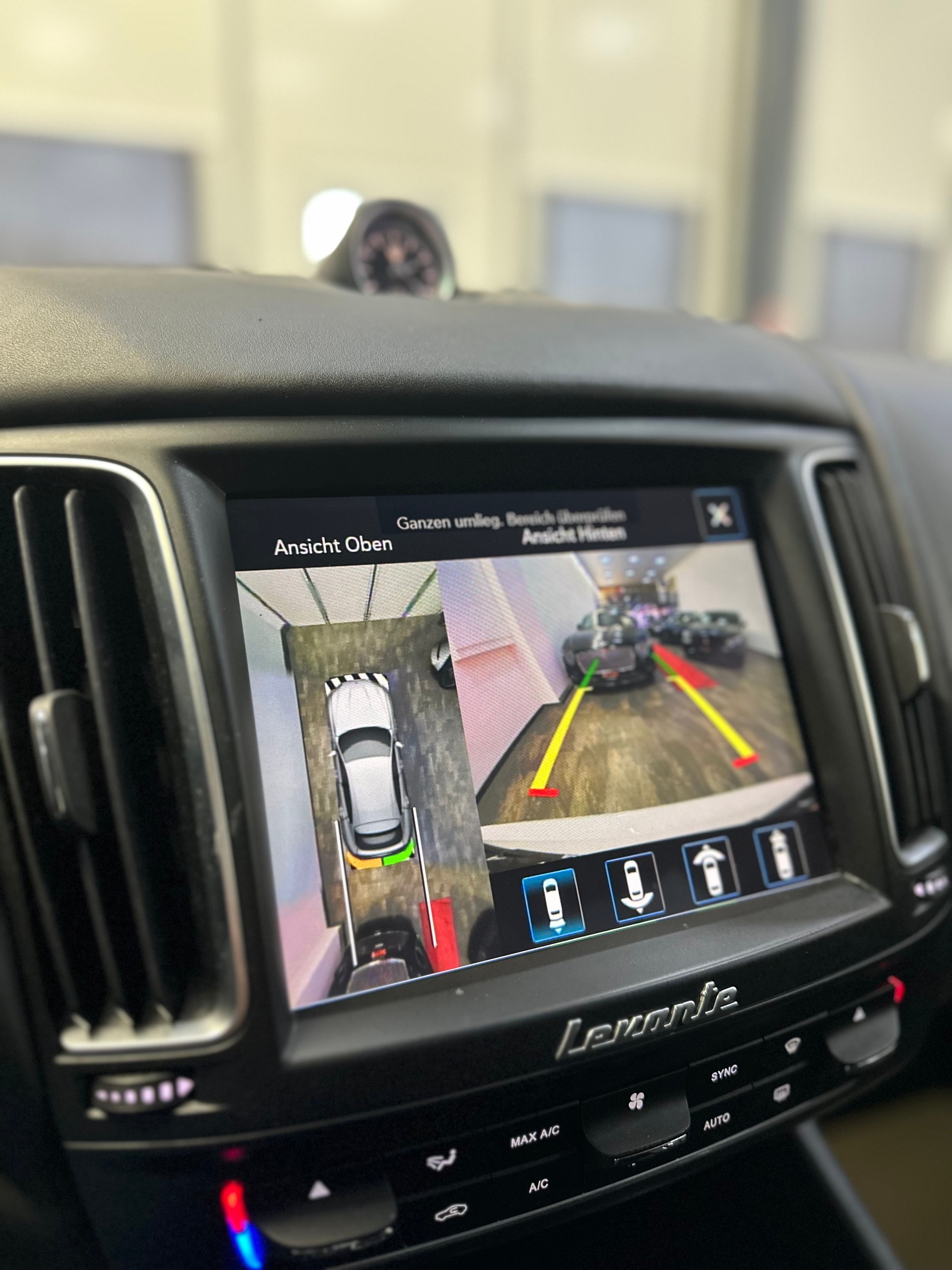 MASERATI Levante D 3.0 V6 Automatica-image-11