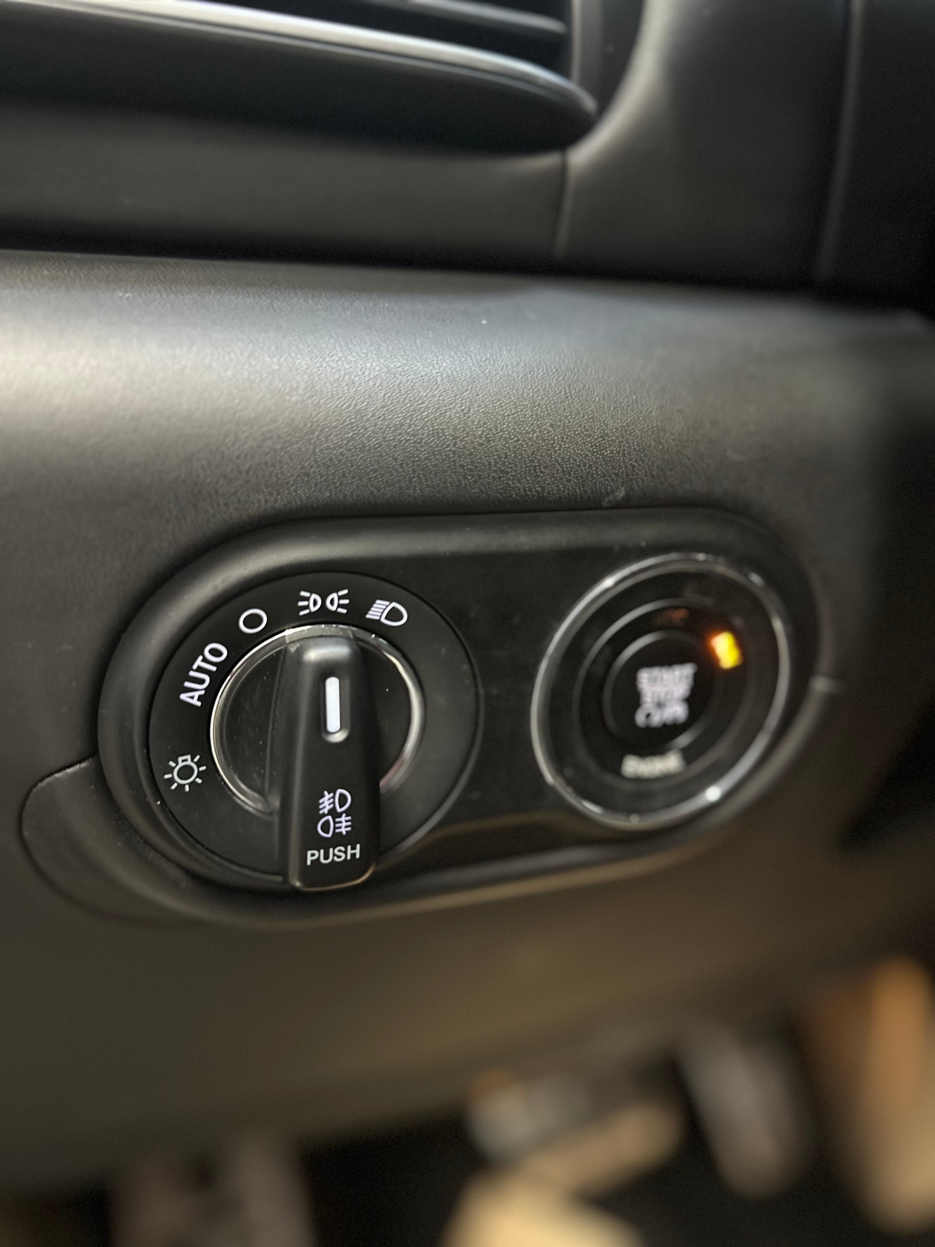 MASERATI Levante D 3.0 V6 Automatica-image-17