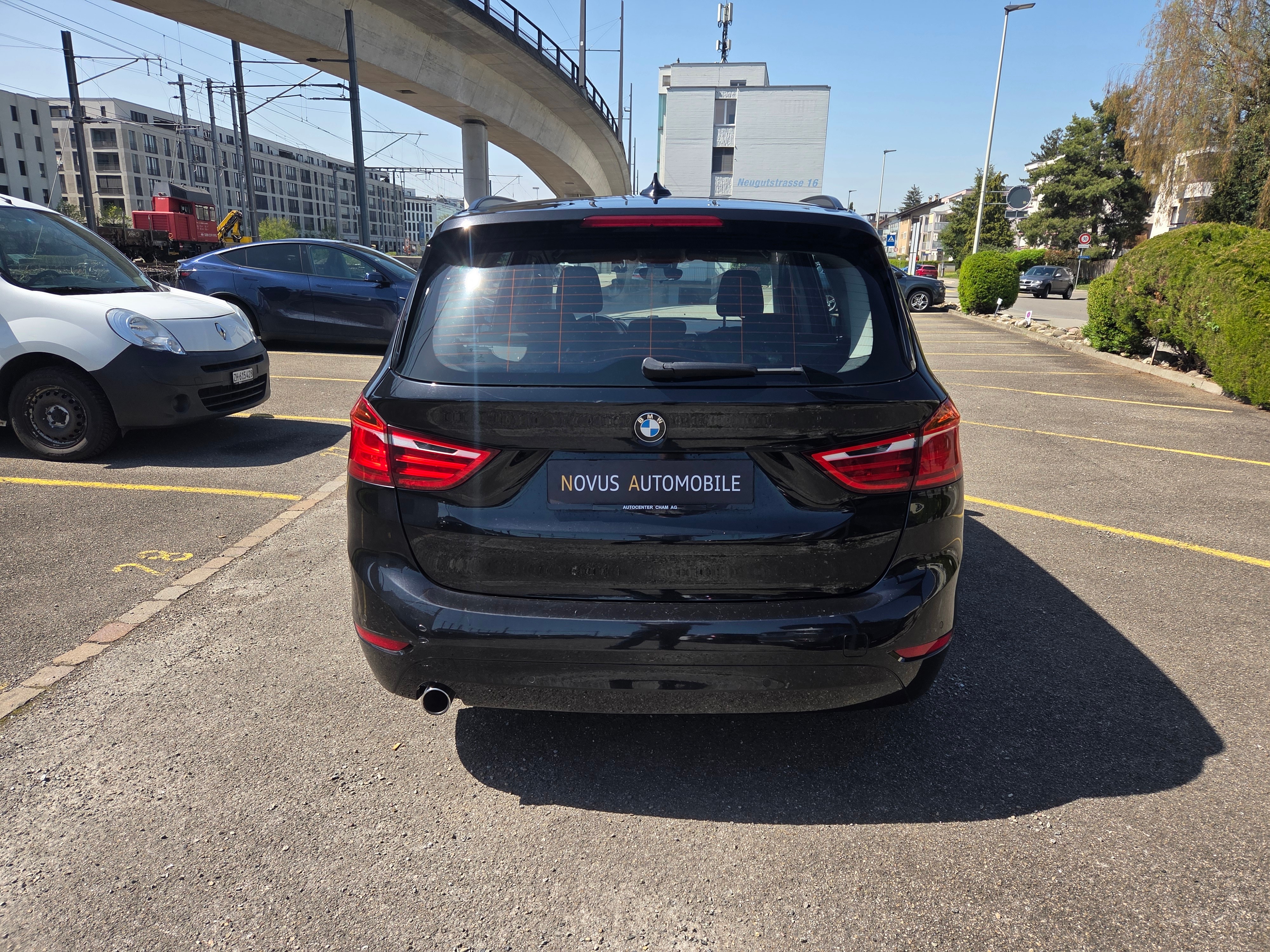 BMW 216d Gran Tourer Luxury Line — slika 4