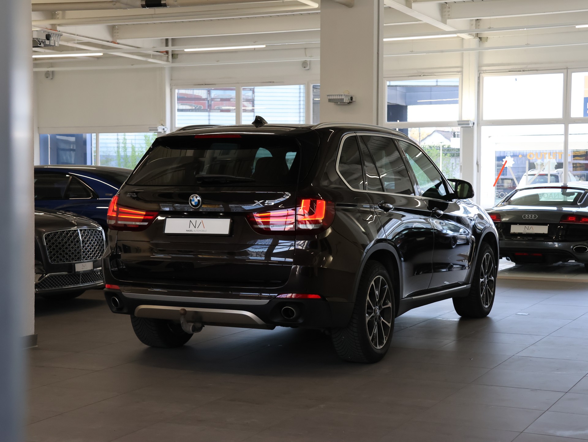 BMW X5 xDrive 30d Steptronic *M-Packet* *Anhängerkupplung* *7 Plätzer*-image-12