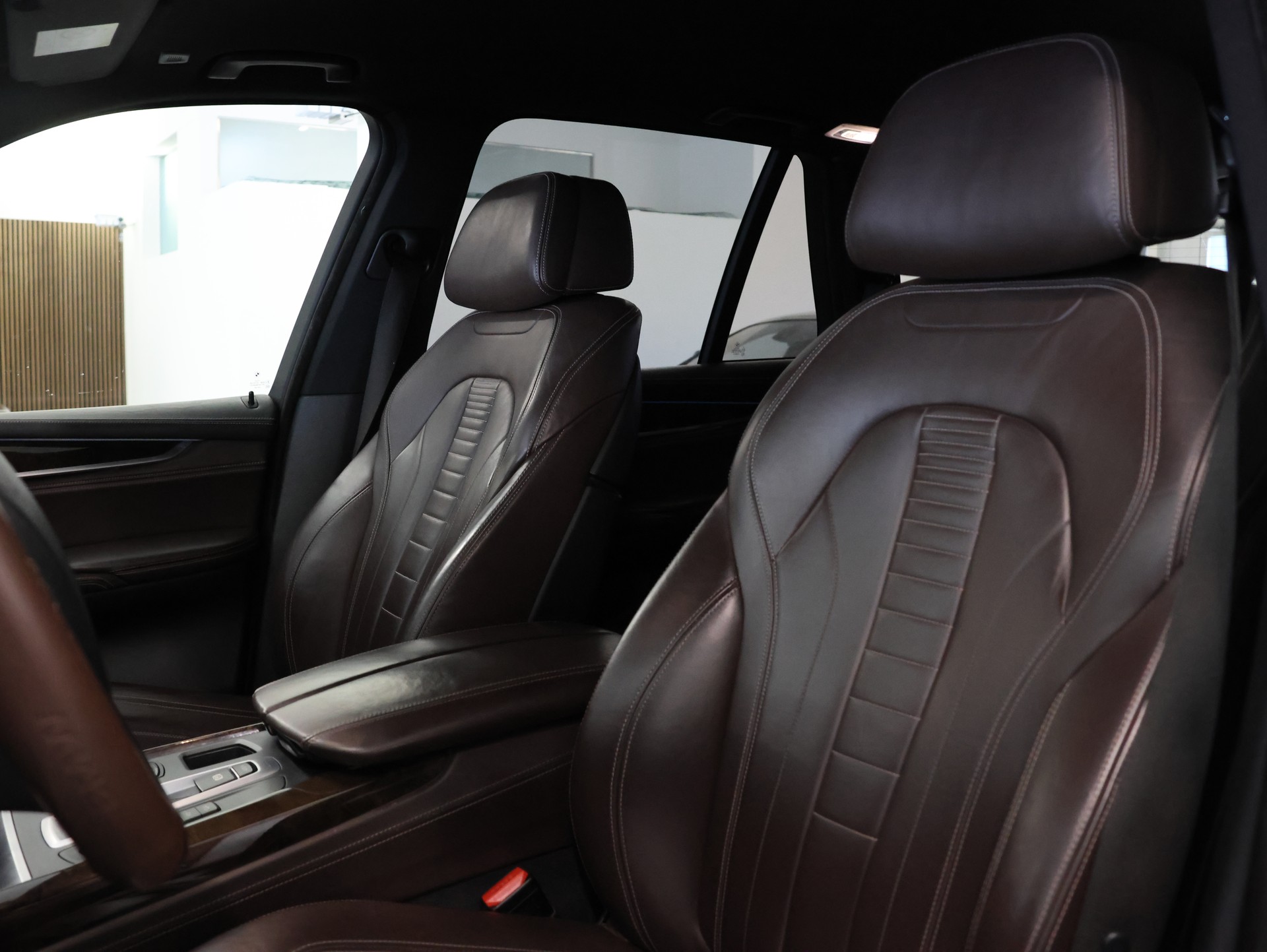 BMW X5 xDrive 30d Steptronic *M-Packet* *Anhängerkupplung* *7 Plätzer*-image-16