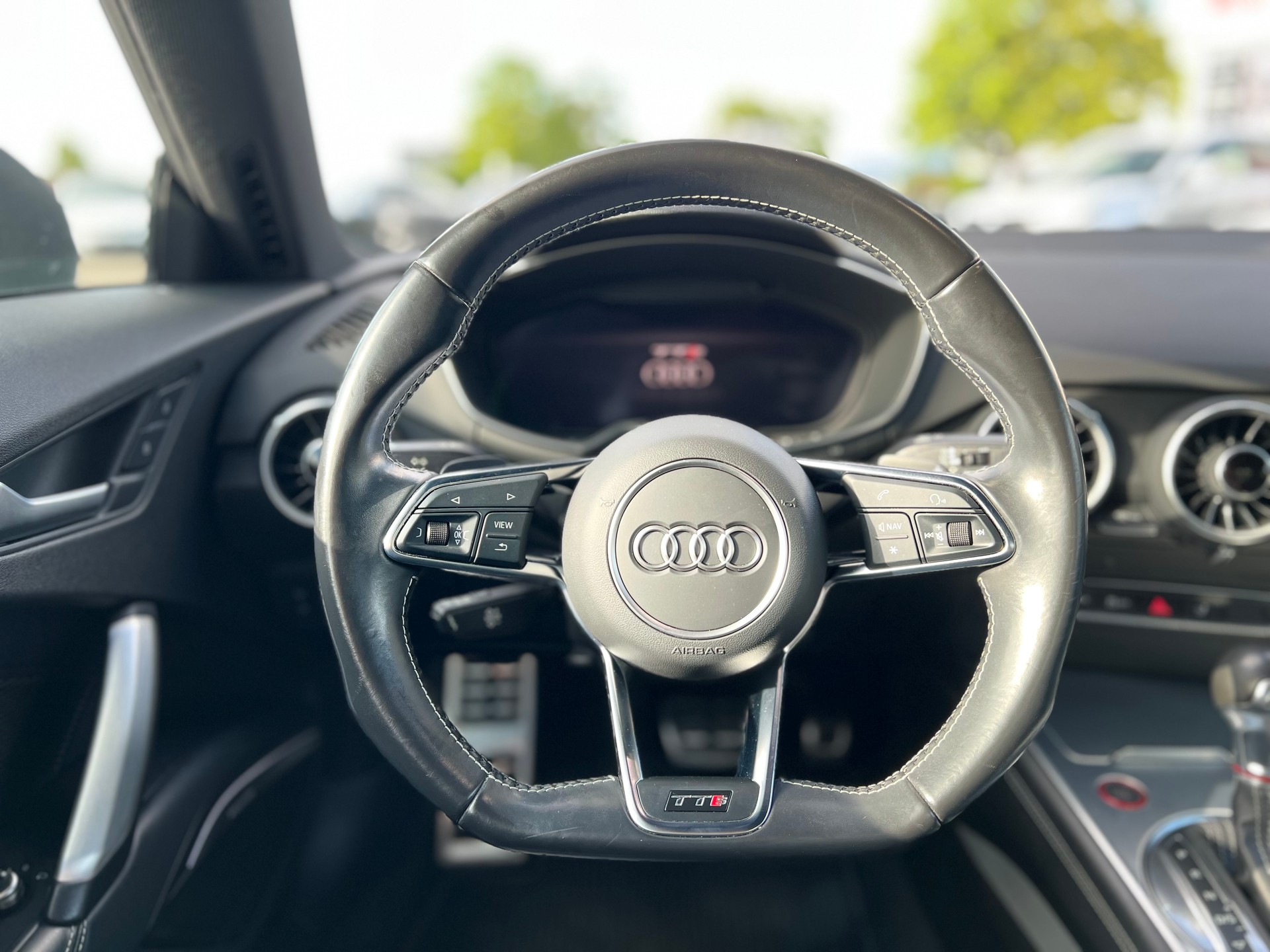 AUDI TTS Coupé 2.0 TFSI quattro S-tronic-image-15