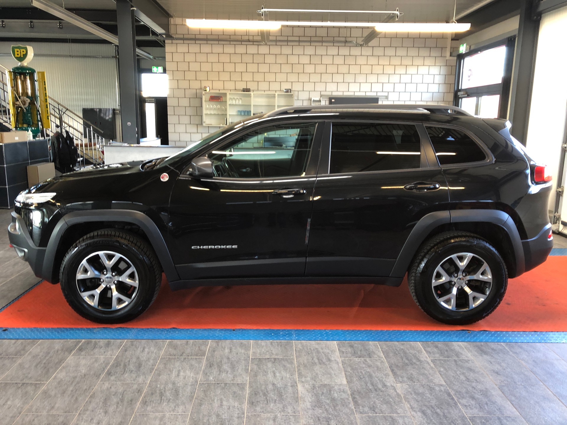 JEEP 2.4 Trailhawk AWD 9ATX-image-7