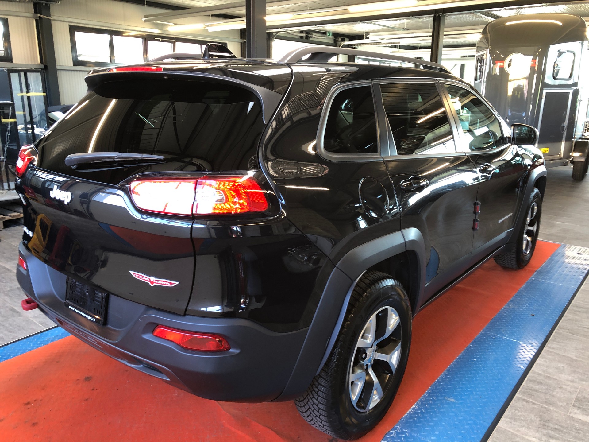 JEEP 2.4 Trailhawk AWD 9ATX-image-3
