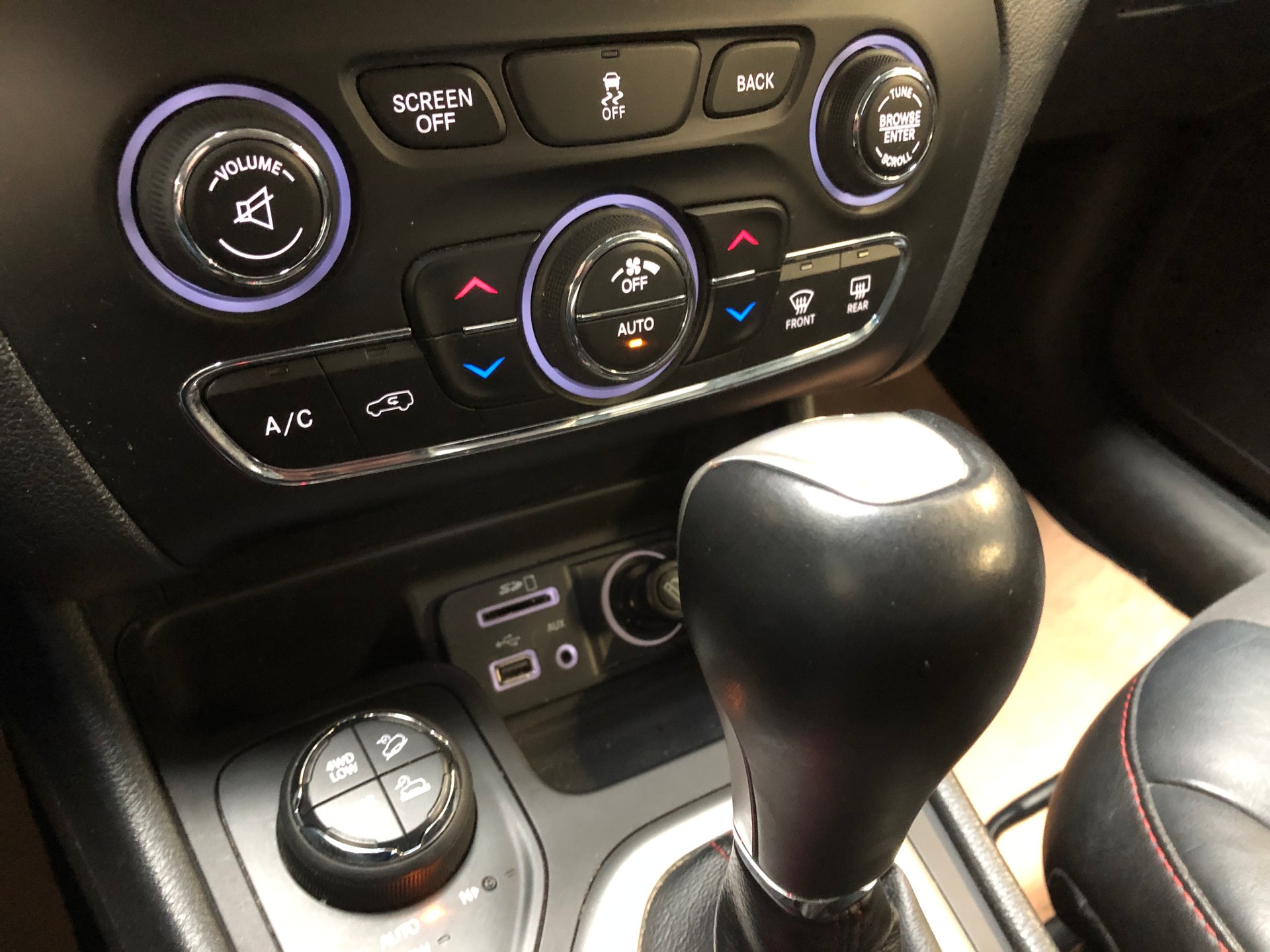 JEEP 2.4 Trailhawk AWD 9ATX-image-16