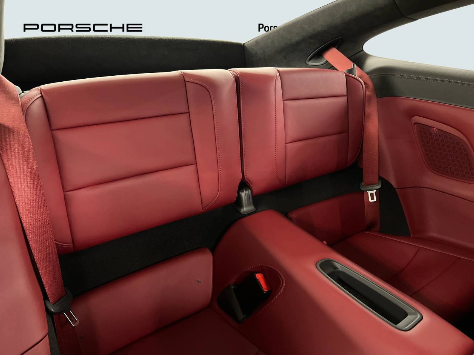 PORSCHE 911 Turbo-image-22