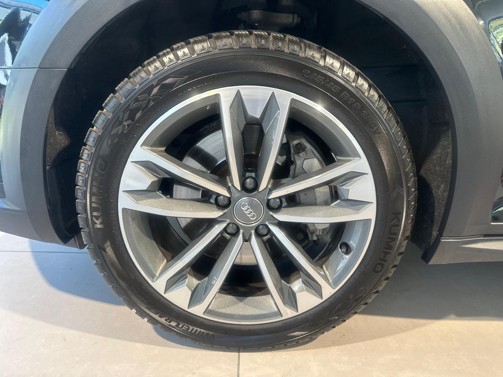 AUDI A4 Allroad 2.0 45 TFSI quattro S-Tronic-image-20
