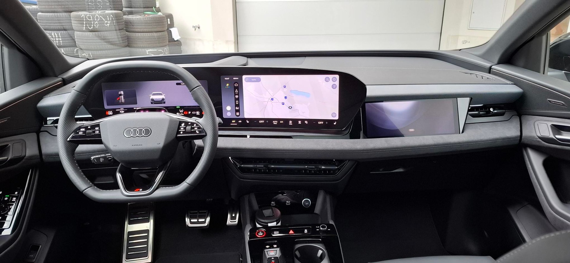 AUDI SQ6 e-tron quattro-image-9