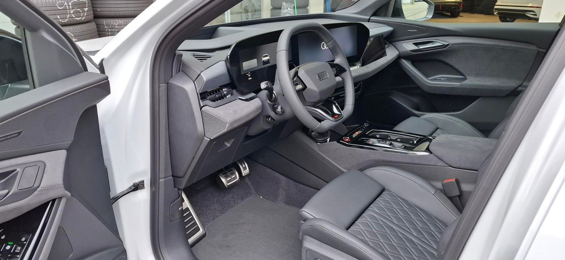 AUDI SQ6 e-tron quattro-image-7