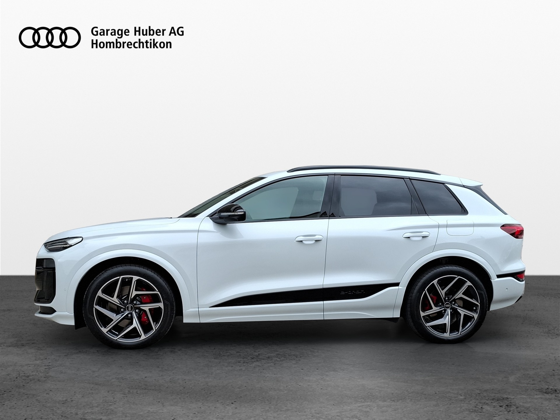 AUDI SQ6 e-tron quattro-image-1