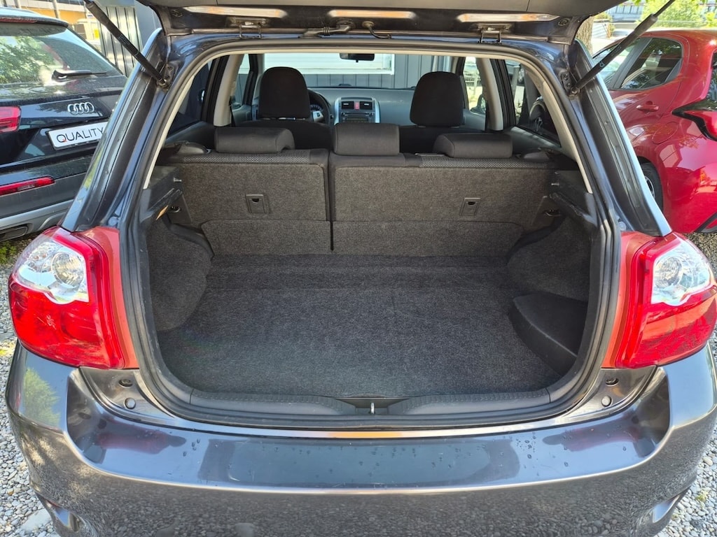TOYOTA Auris 1.8 16V HSD Linea Luna-image-14