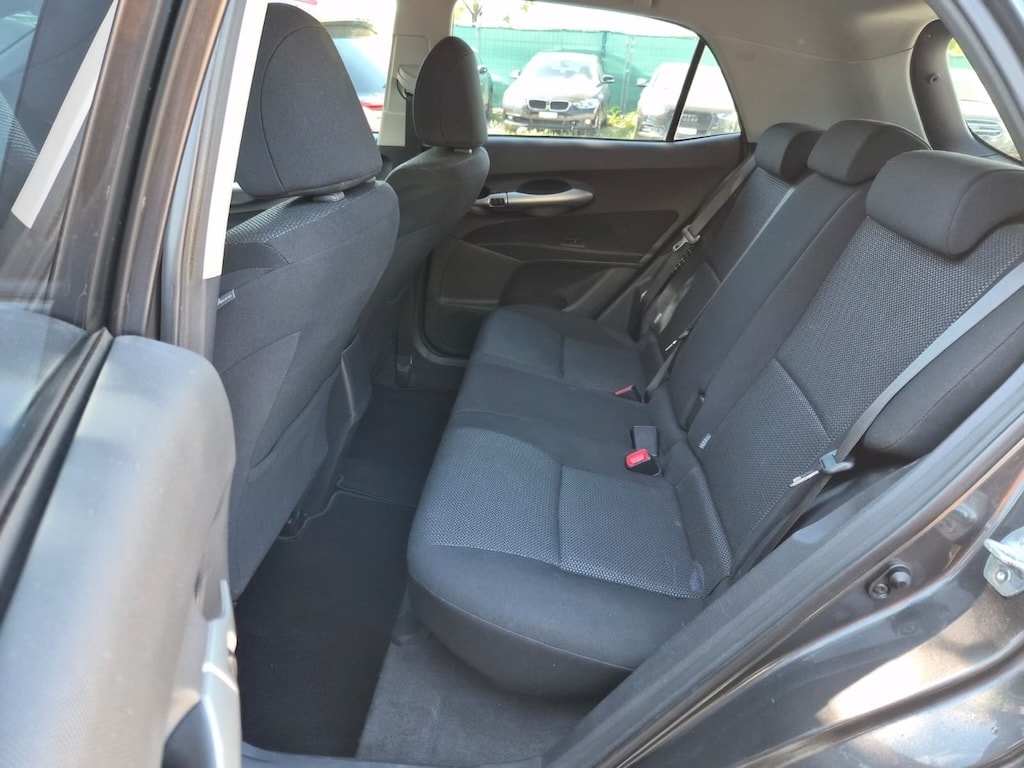 TOYOTA Auris 1.8 16V HSD Linea Luna-image-9