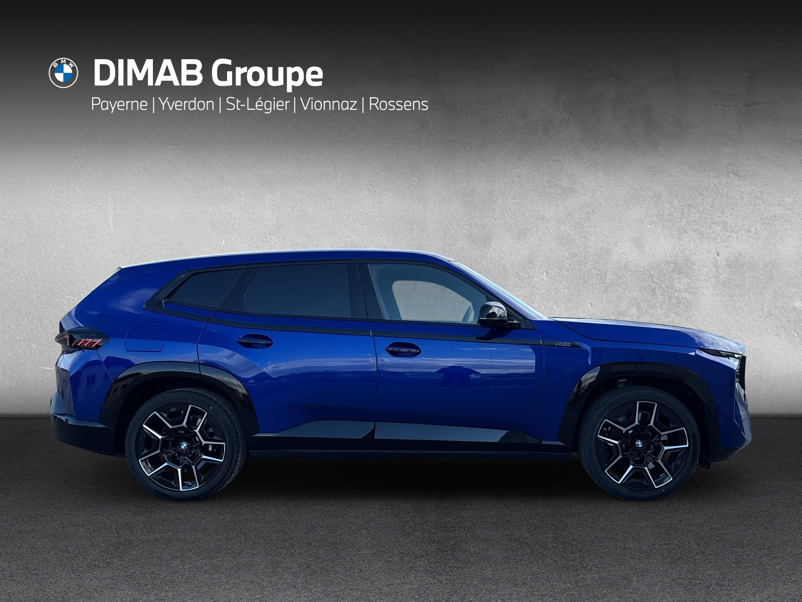BMW XM xDrive 50e PHEV Steptronic-image-5
