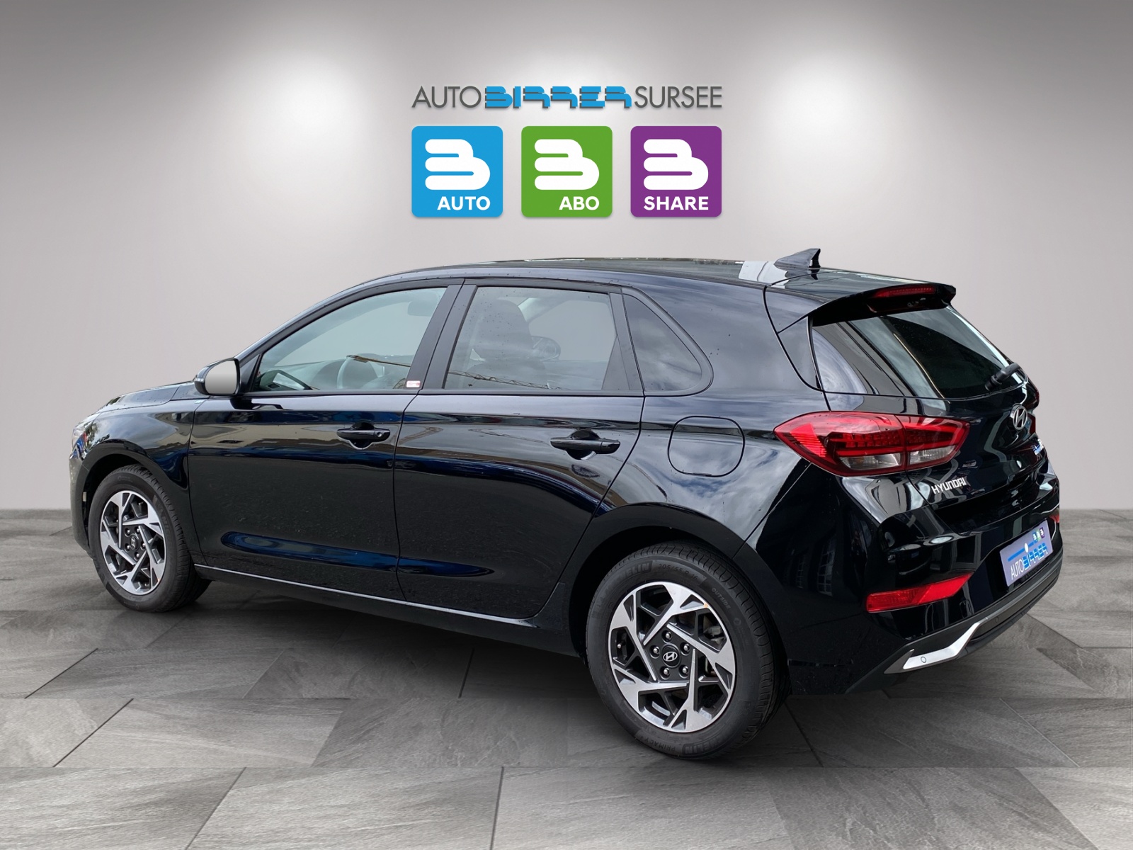 HYUNDAI i30 1.5 T-GDi Amplia-image-6