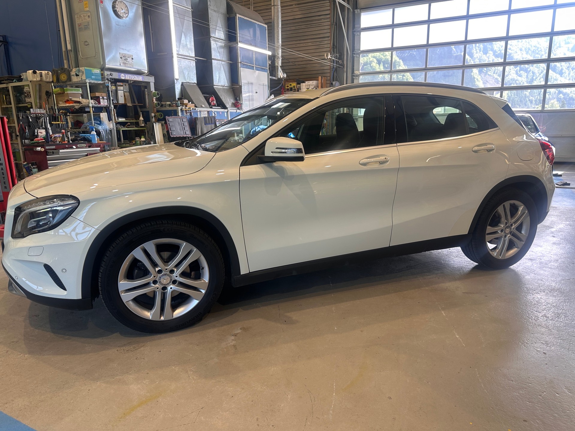 MERCEDES-BENZ GLA 200 CDI Swiss Star Edition Urban 4Matic 7G-DCT ***TOP ZUSTAND*** BEIM KAUF FRISCHE MFK***-image-1