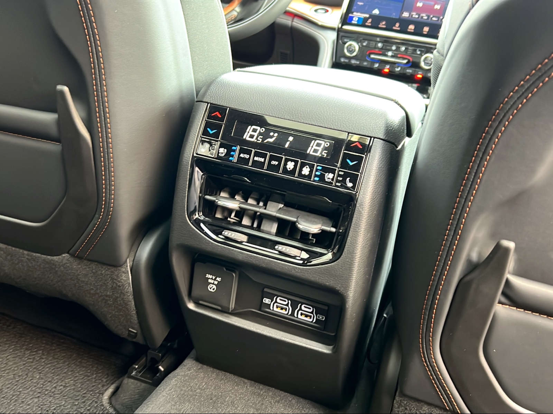 JEEP Grand Cherokee 2.0 Turbo Summi-image-17
