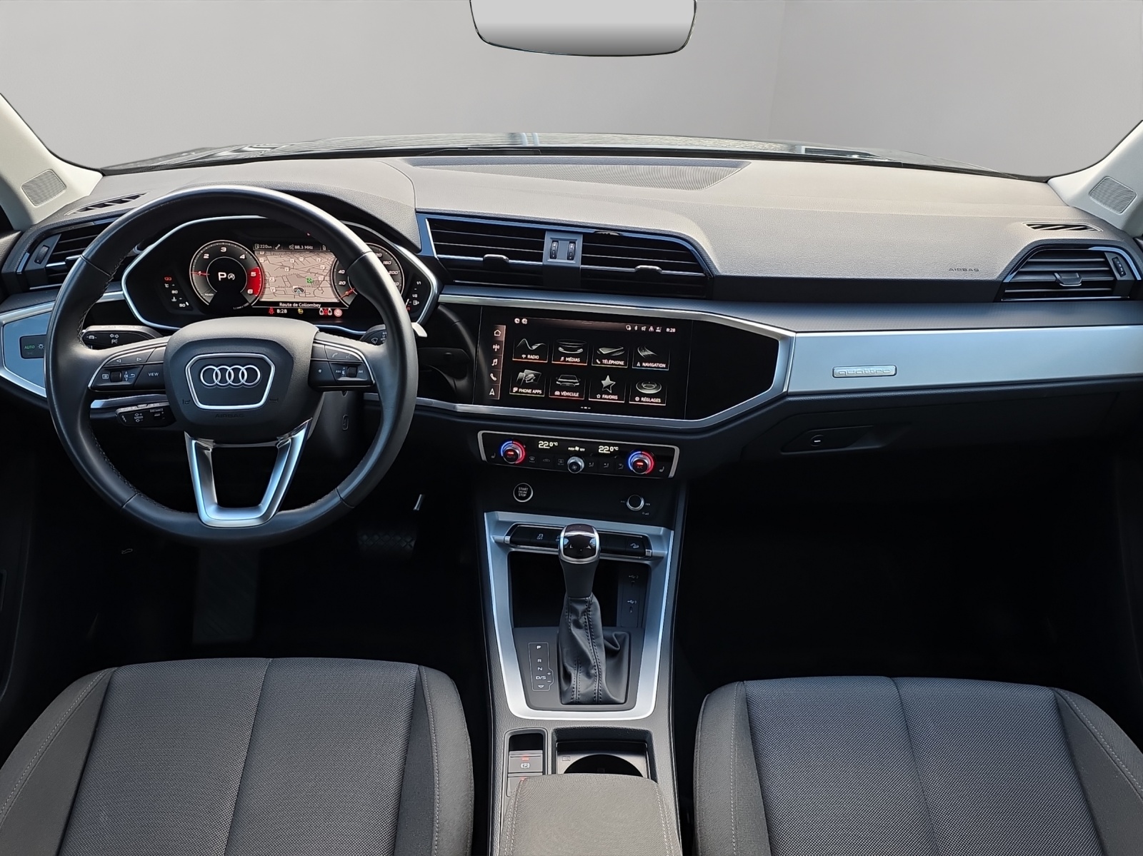 AUDI Q3 35 TDI quattro S-tronic-image-9