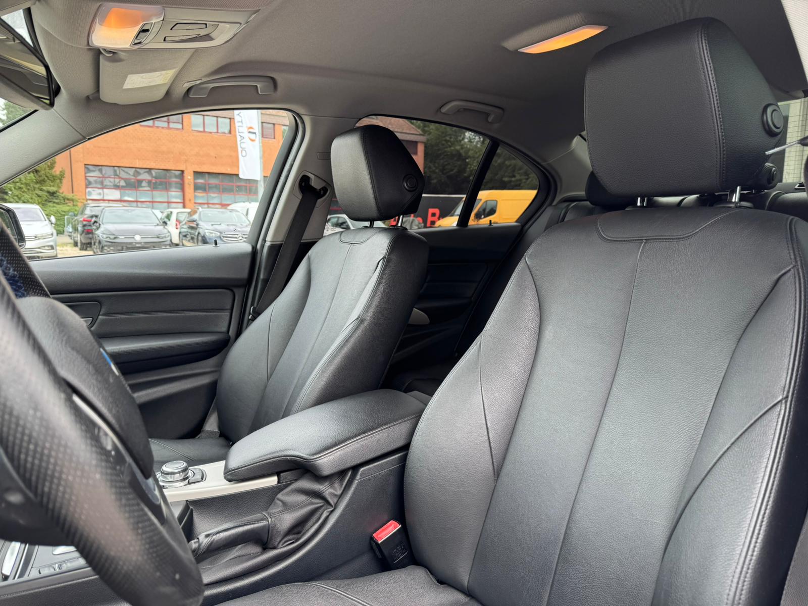 BMW 320d Steptronic-image-15