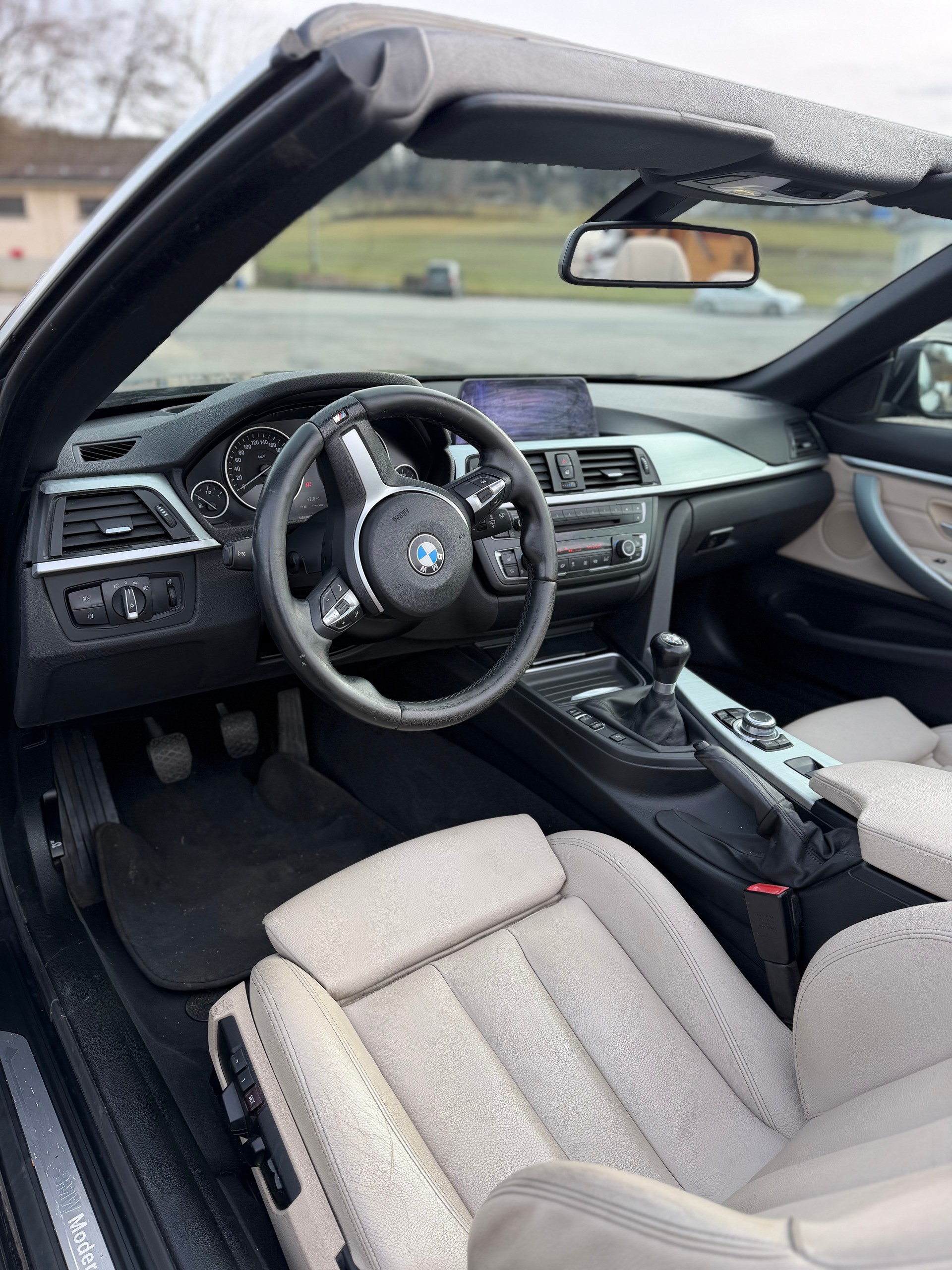 BMW 428i Cabriolet Sport Line-image-8