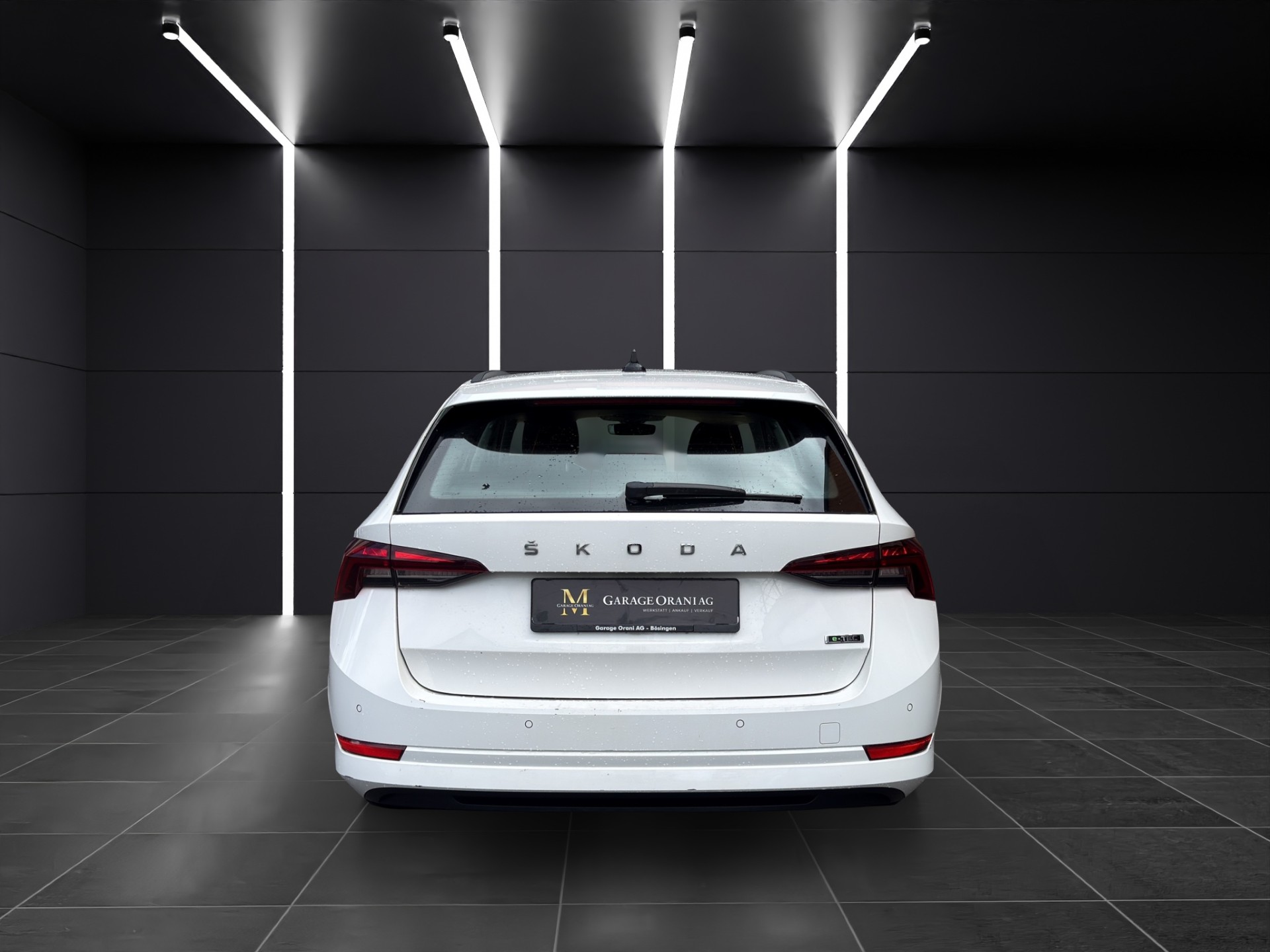 SKODA Octavia Combi 1.0 TSI mHEV DSG Ambition-showroom-element-3