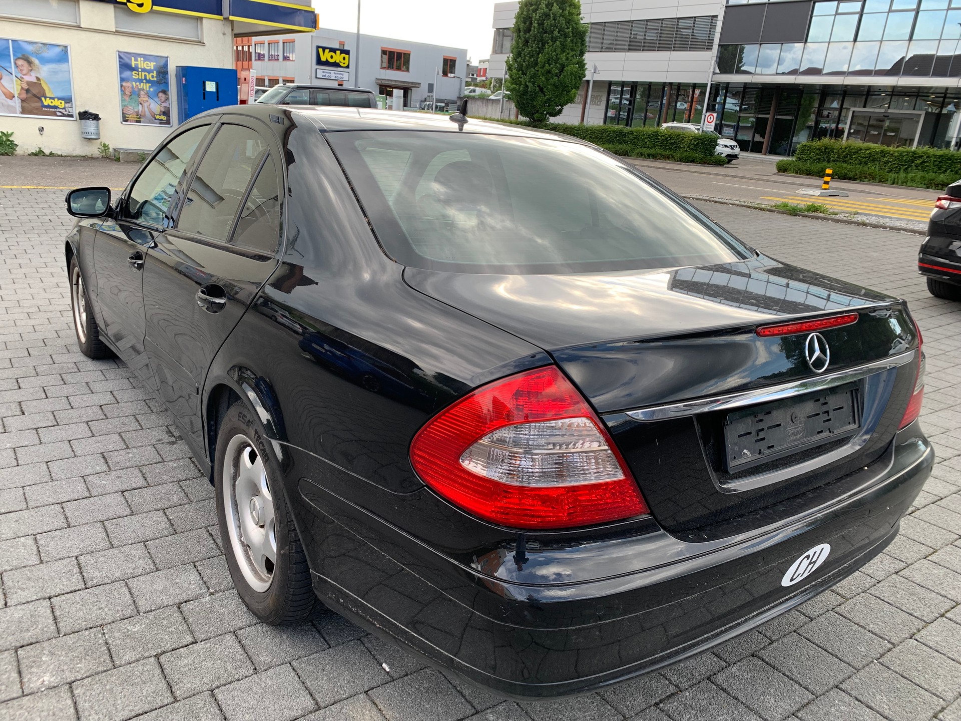 MERCEDES-BENZ E 220 CDI Elégance-image-2