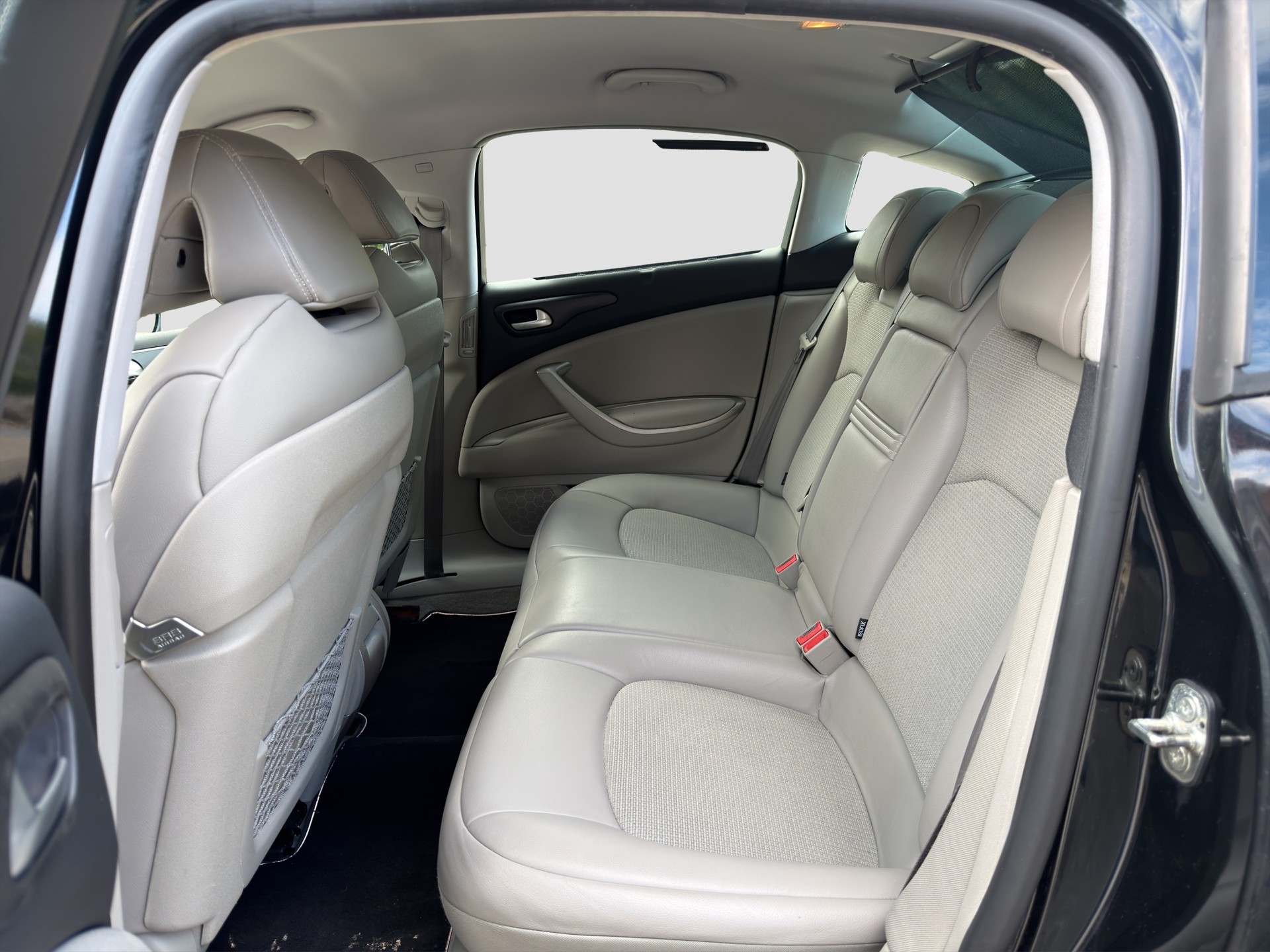 CITROEN C5 Berline 3.0i Exclusive Automatic-image-9