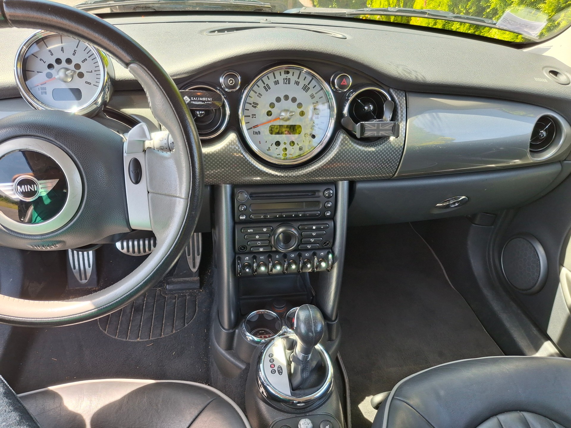 MINI 1.6i Cooper S Park Lane-image-1