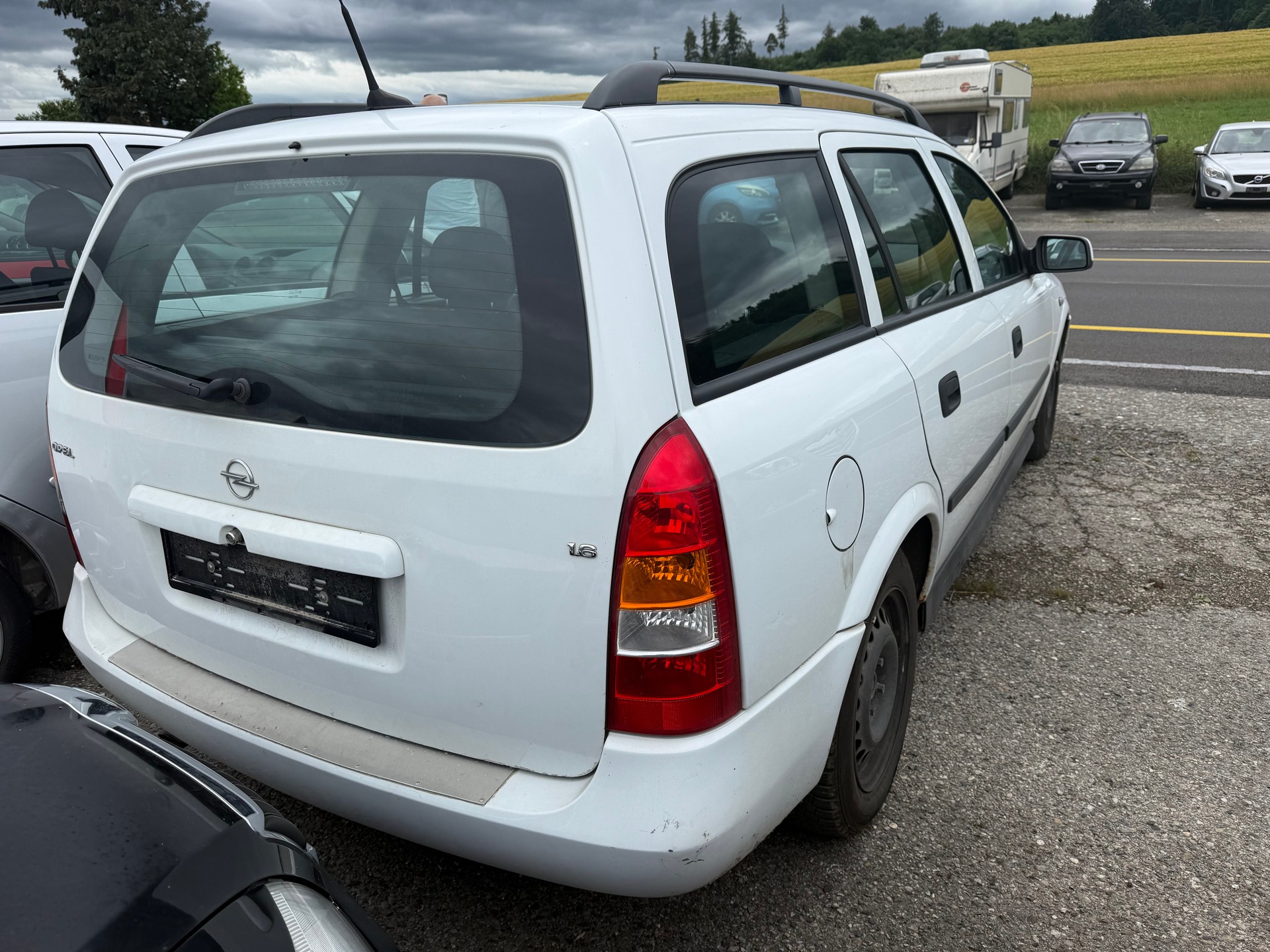 OPEL Astra Caravan 1.6i 16V Favorit-image-3
