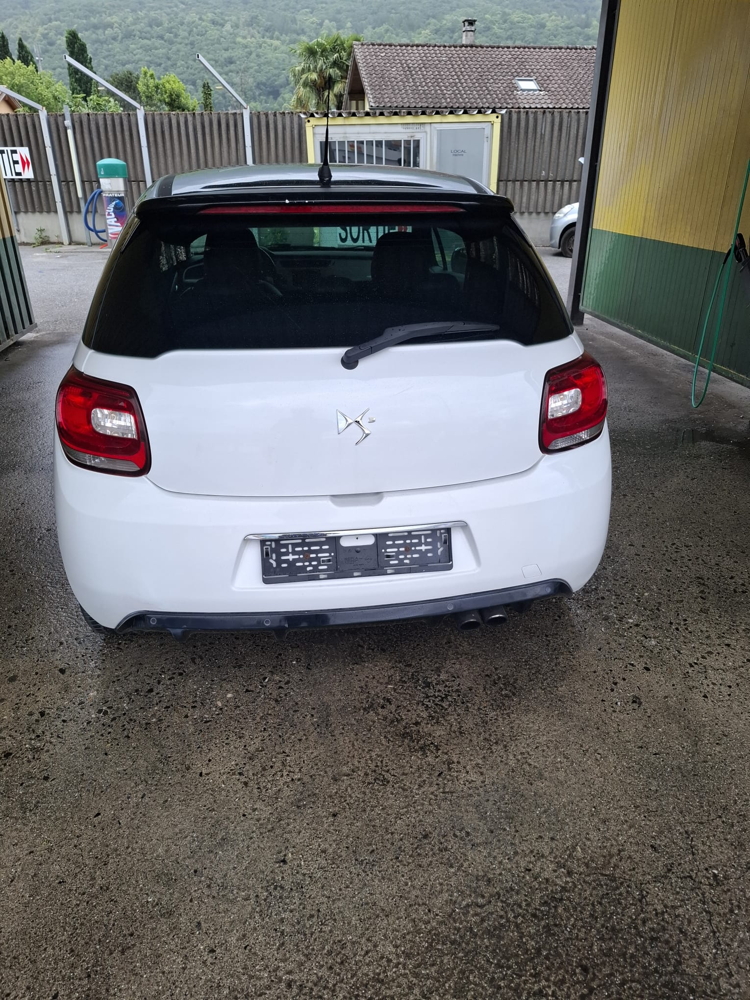 DS AUTOMOBILES DS3 1.6 THP Sport Chic-image-5