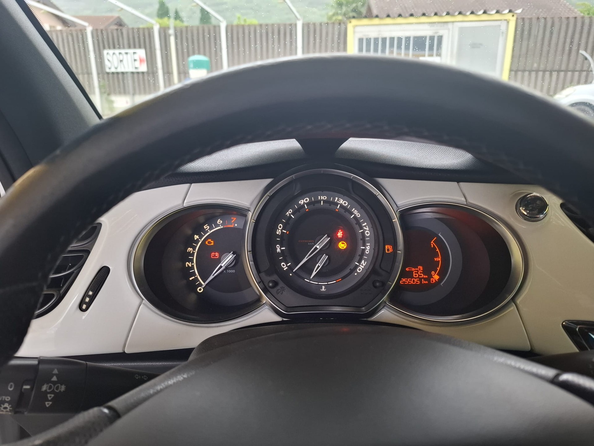DS AUTOMOBILES DS3 1.6 THP Sport Chic-image-2