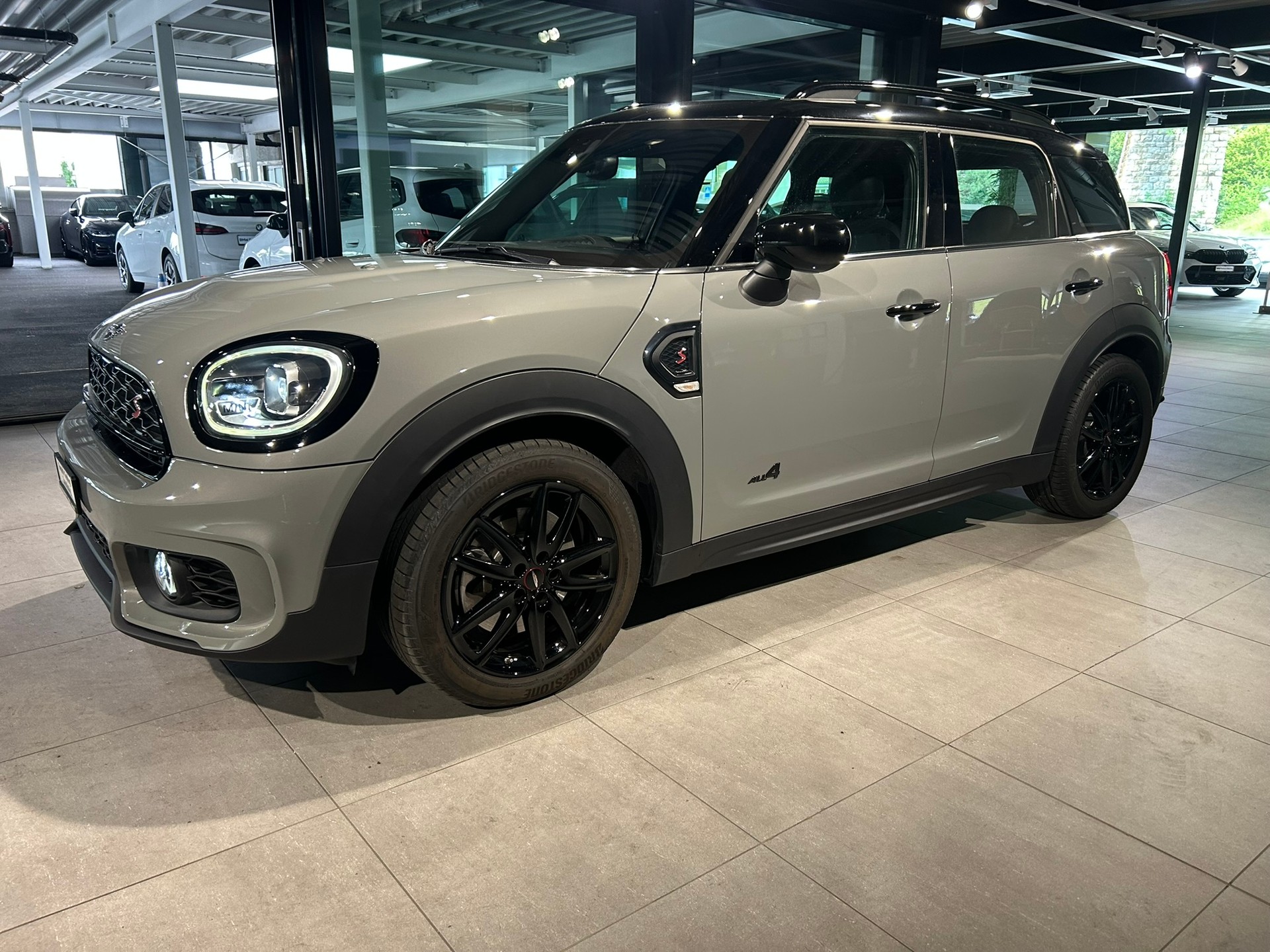 MINI Countryman Cooper S ALL4 Steptronic-image-1