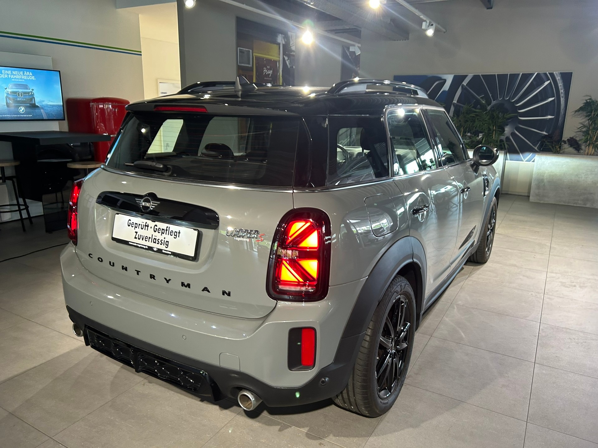 MINI Countryman Cooper S ALL4 Steptronic-image-11