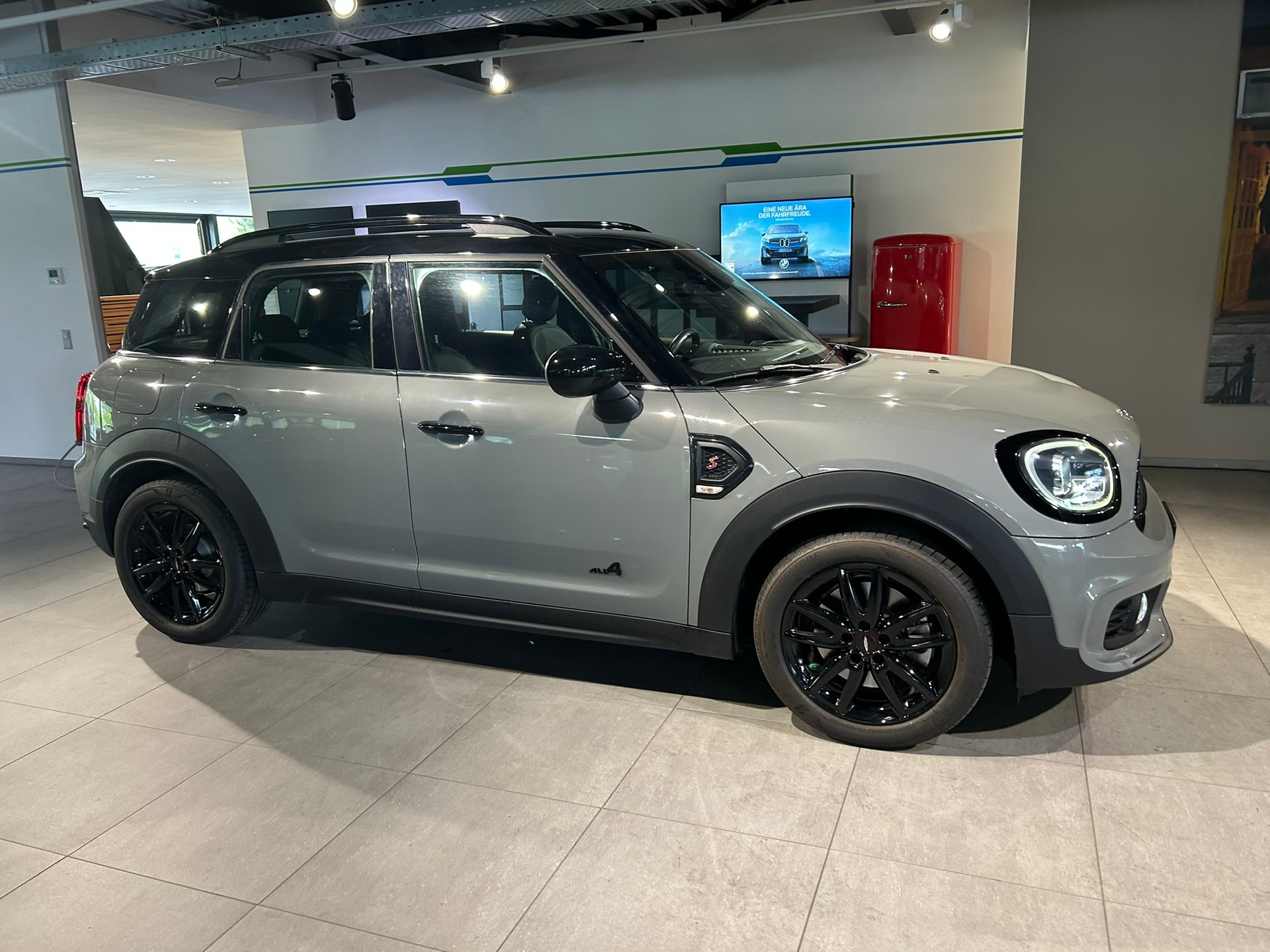 MINI Countryman Cooper S ALL4 Steptronic-image-12
