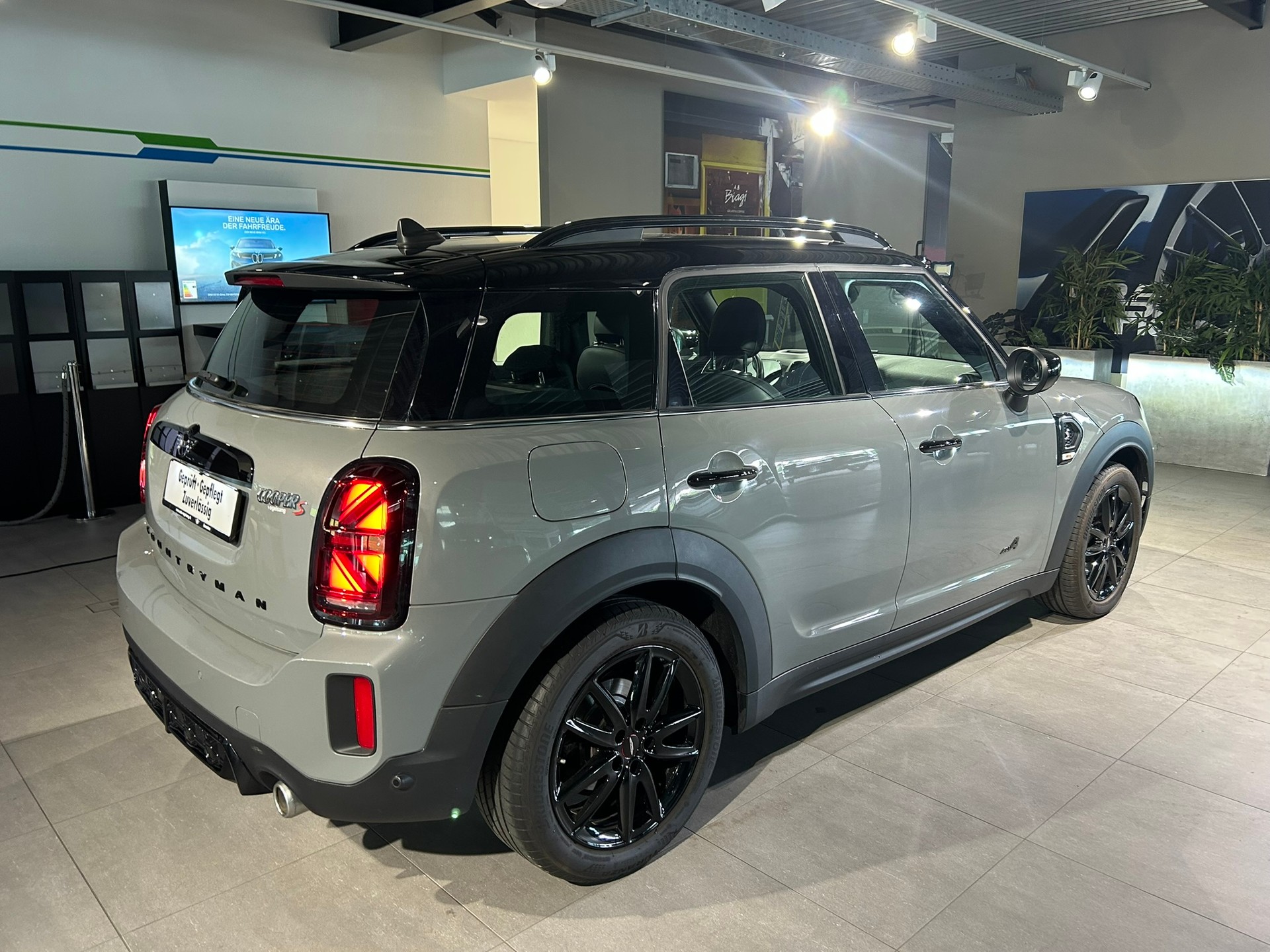 MINI Countryman Cooper S ALL4 Steptronic-image-9