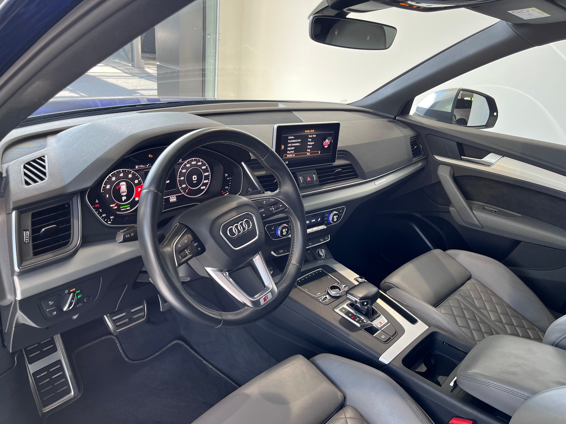 AUDI SQ5 3.0 TFSI quattro S-tronic-image-5