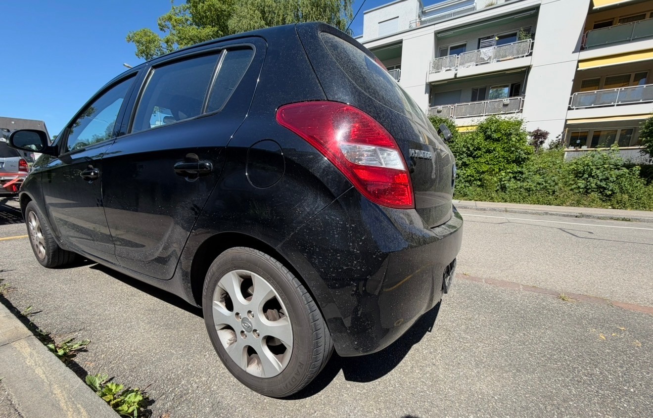 HYUNDAI i20 1.4 Style-image-6